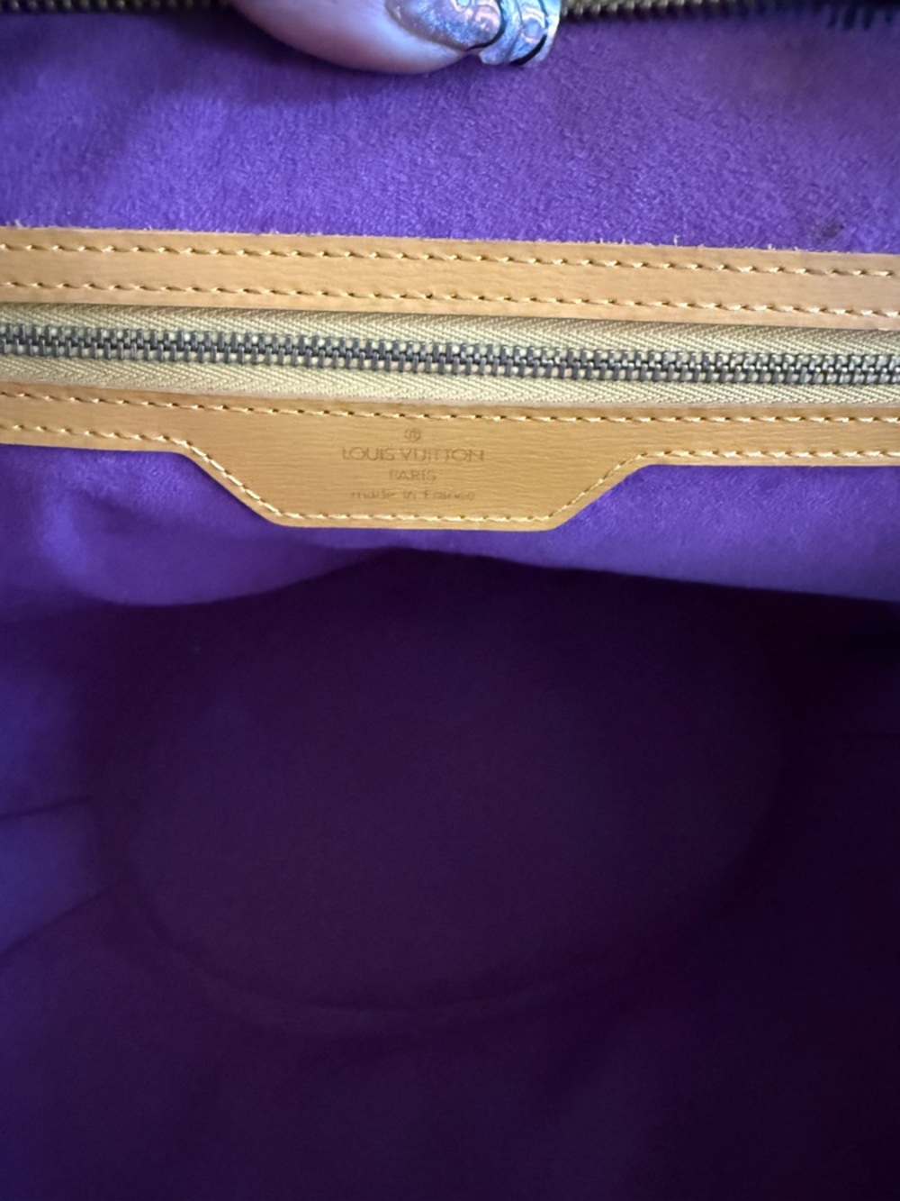 Yellow epi saint jacques Louis Vuitton bag - Picture 13 of 14